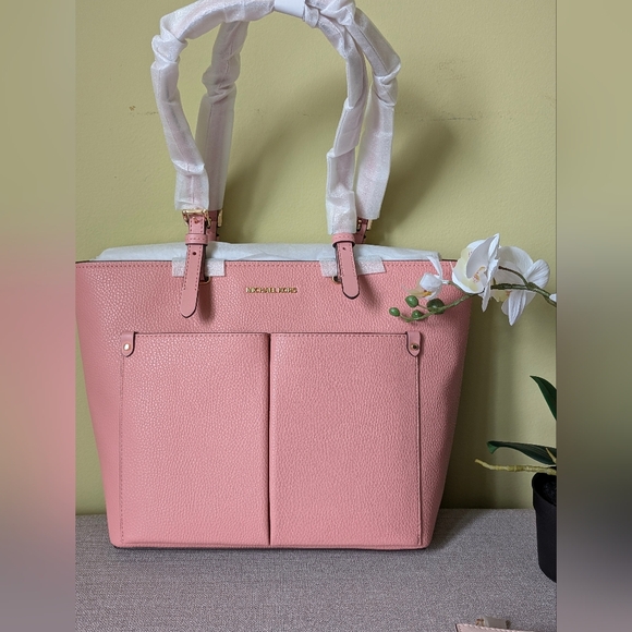 BNWY MK bag and wristlet - Picture 2 of 11